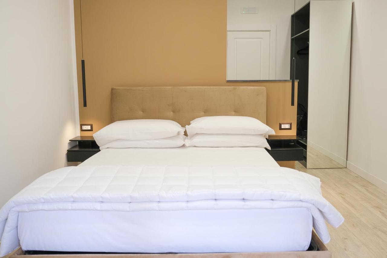 Aroma Apartment And B&B, Maschio Angioino Napoli Exterior foto